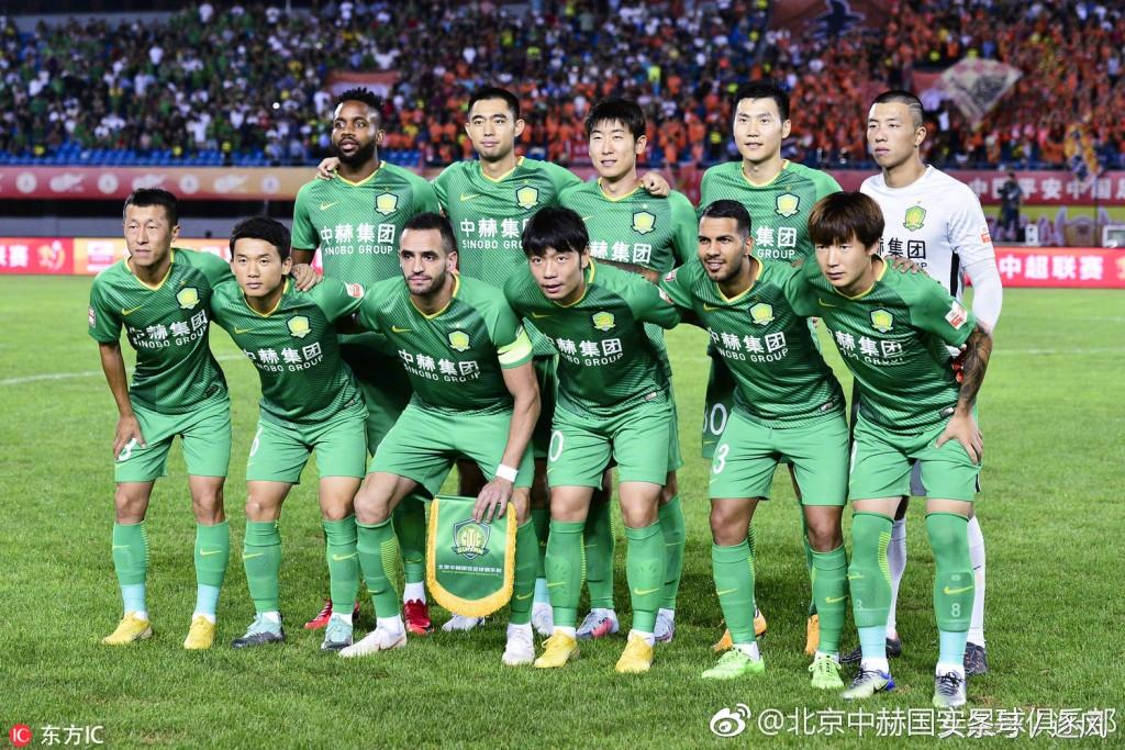 国脚李磊，家乡球迷热情支持，鼓舞人心！