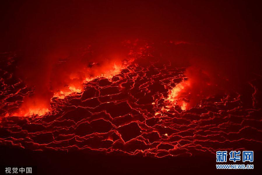 刚果（金）东部火山喷发实录，震撼瞬间一览！