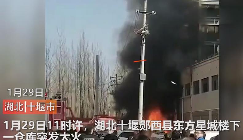 深圳小区突发火灾，多次传出爆炸声！紧急救援进行中
