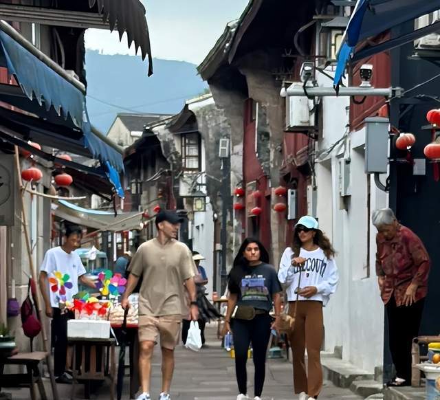 郑钦文抵达宁波，小巷深处的意外惊喜
