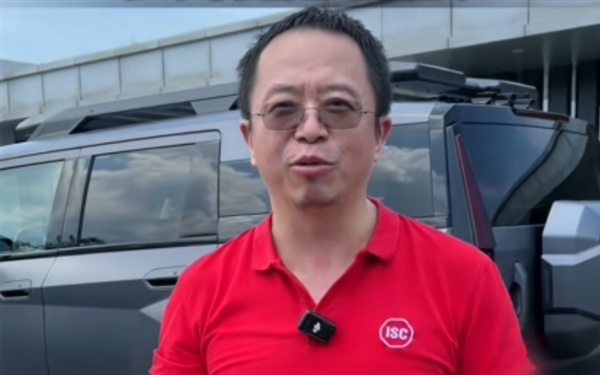 周鸿祎挑战新领域，考驾照之旅启动！