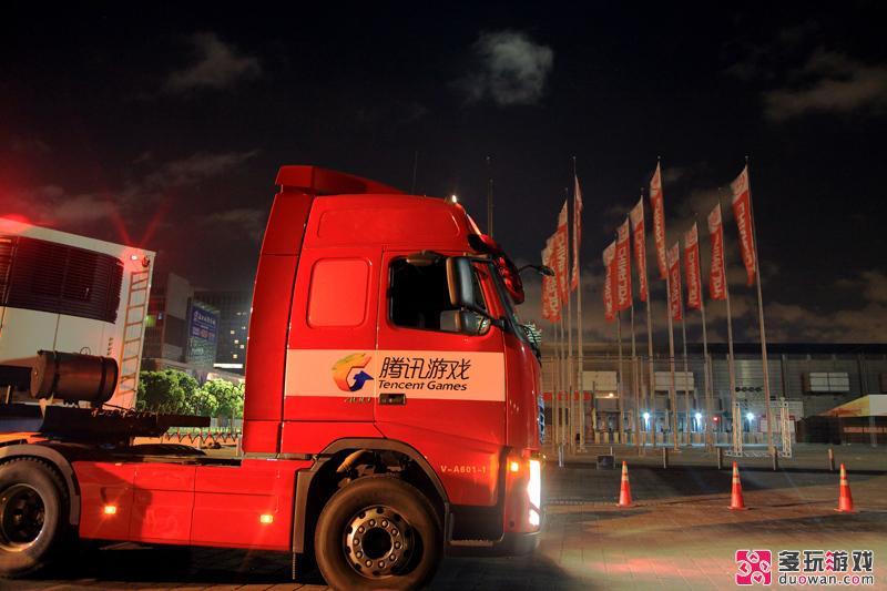 7777788888澳门王中王2024年_司机们神同步给军车队让行,快速方案落实_微型版72.11.37