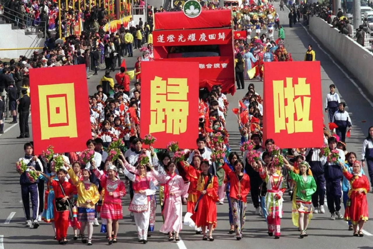 澳门一码一肖一特一中管家婆_以军坦克强行闯入联黎部队营地,深层数据计划实施_Lite56.46.70