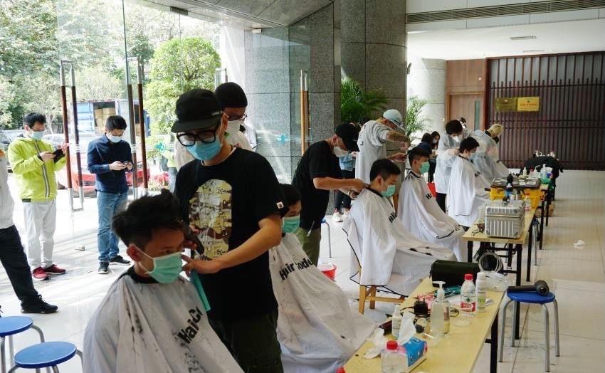 澳洲留学最新动态，追梦之旅，自信启航