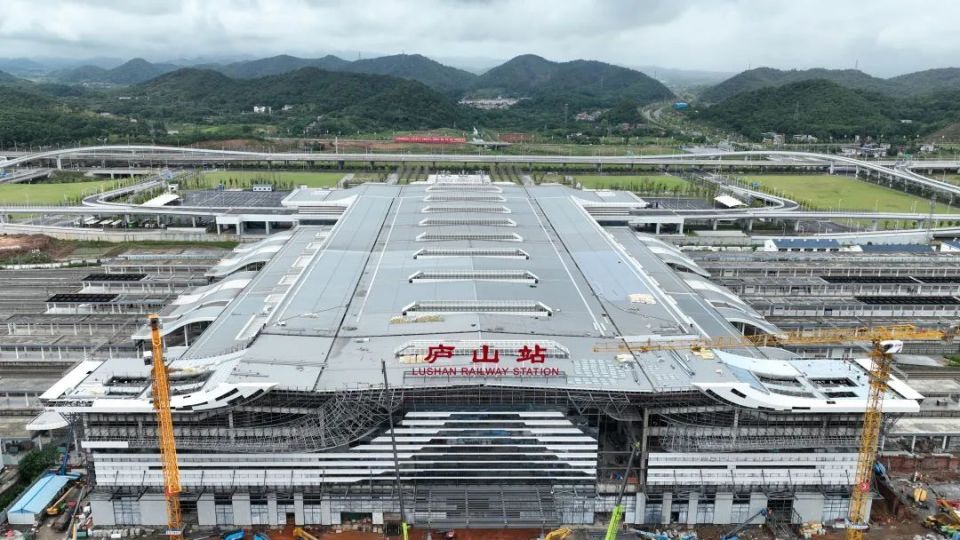 曲阜东站扩建最新动态，启程探索自然美景的旅程