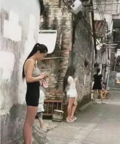 汤兰兰最新报道，小巷深处的独特风情揭秘