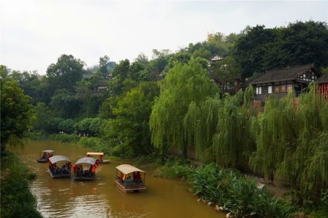 乐有家是否上市？跟随自然美景的旅行之旅揭晓答案！