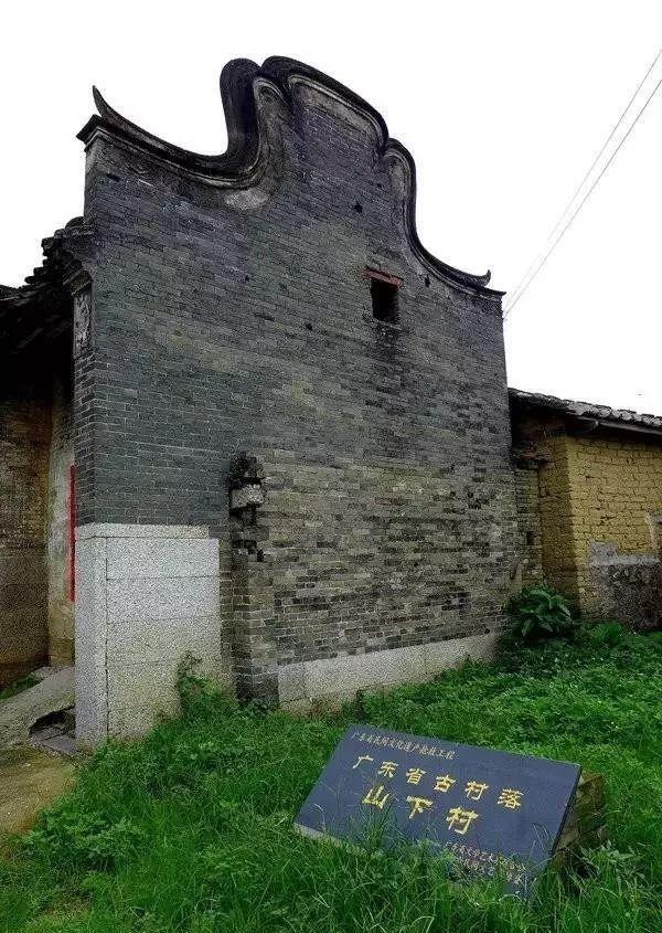 小巷深处的惊喜发现