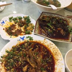 小巷深处的洋河酒香与美食宝藏探索