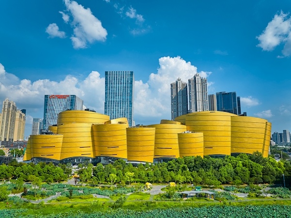 鄂尔多斯最新动态，城市变迁激发潜能，自信之光闪耀发展之路