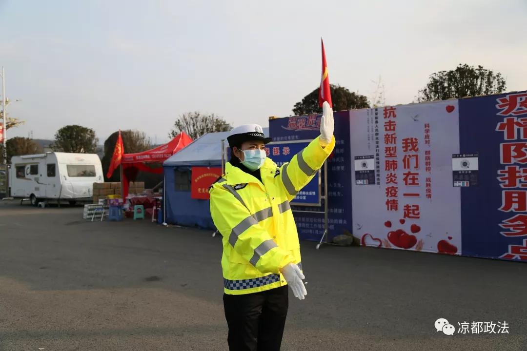 盘县交通事故实时更新，最新消息与救援进展🚓🚔🚨