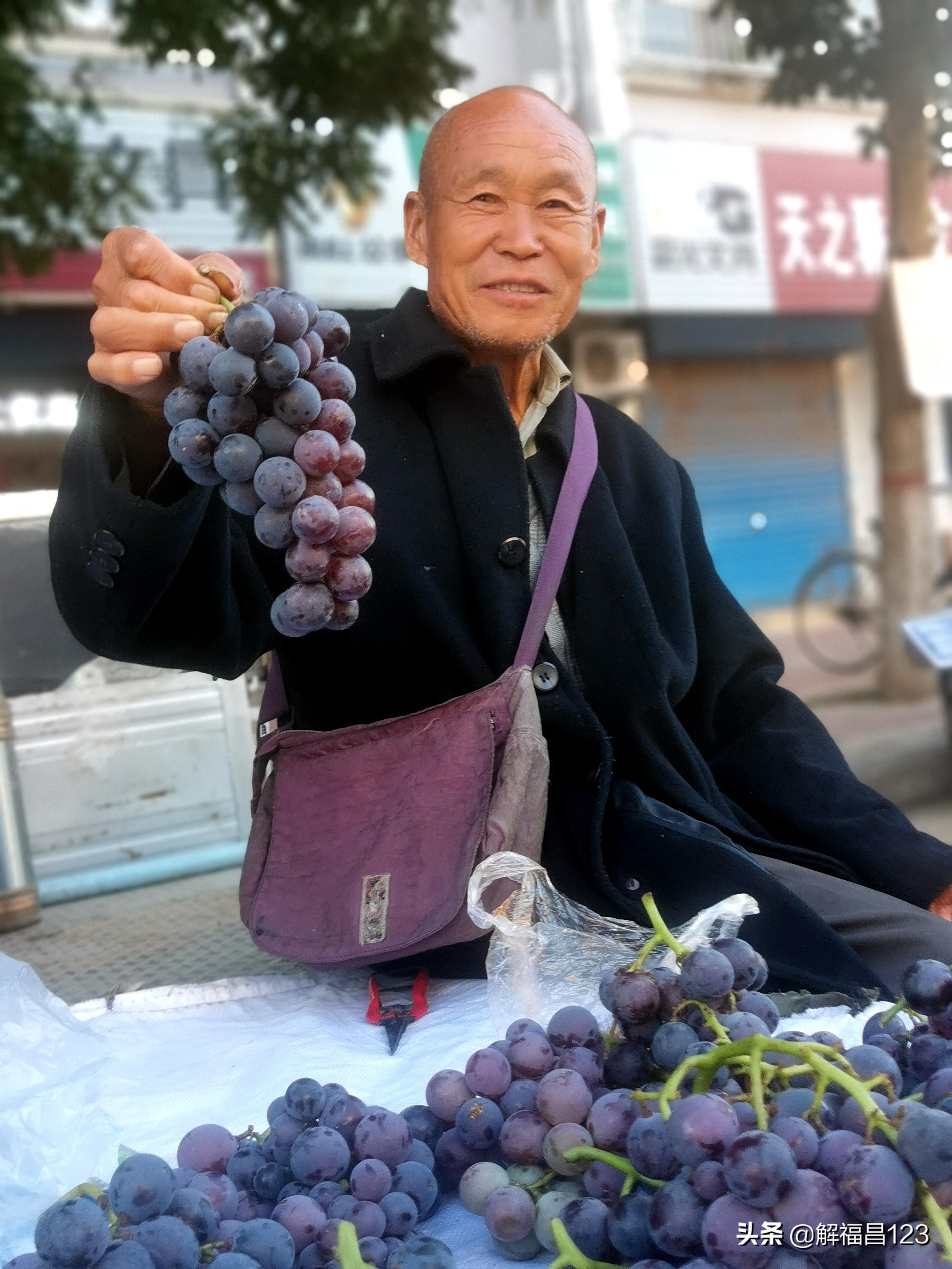 人社部最新延迟退休年龄表，老李的晚熟人生与友情的温暖时光